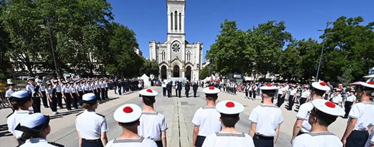 À Saint-Étienne, la Marine passe par la jeunesse
