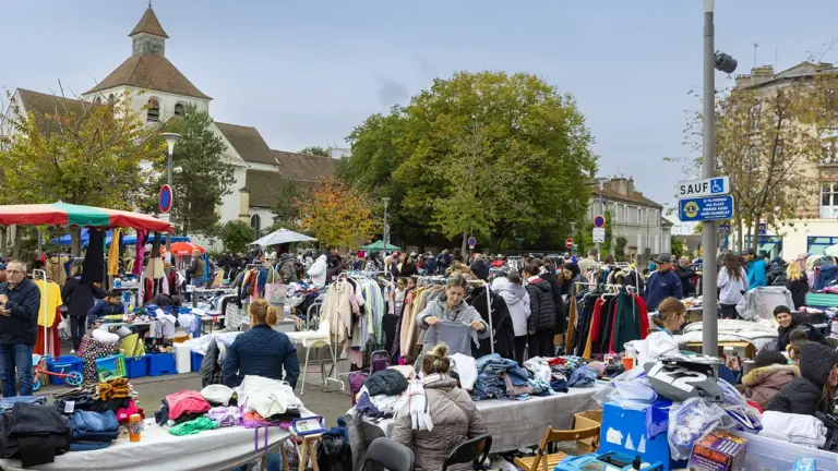 Aulnay-sous-Bois : s’inscrire à la brocante du Vieux-Pays