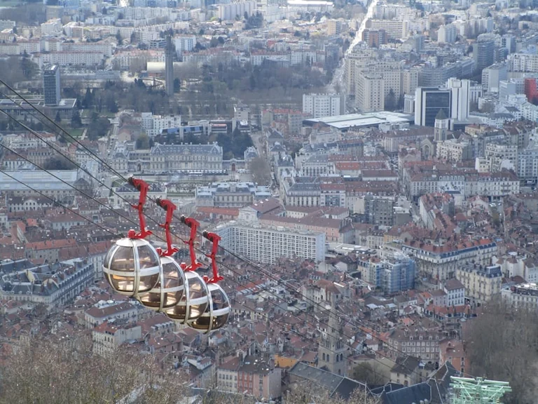 Bastille Apéro à Grenoble : huit vendredis dès 10 €: les informations pratiques
