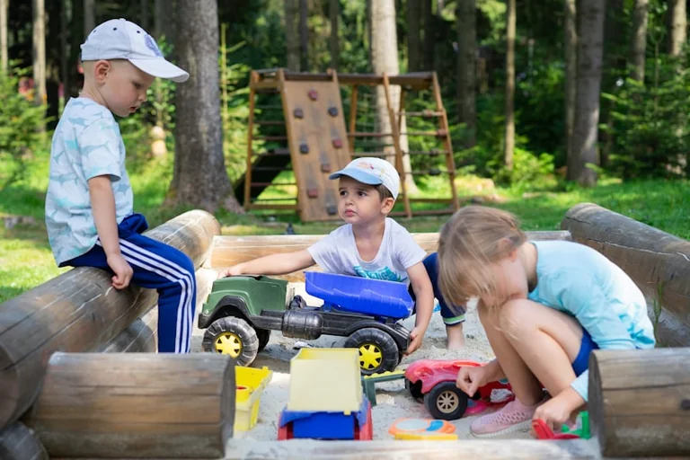 Lannion : comment les centres de loisirs rythment l'été des enfants: les informations pratiques