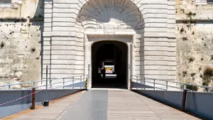 Nîmes et le crime : ultime visite le 30 août à 18 h 30