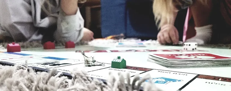 Sortilèges de façade à Saint-Étienne : réservation exigée