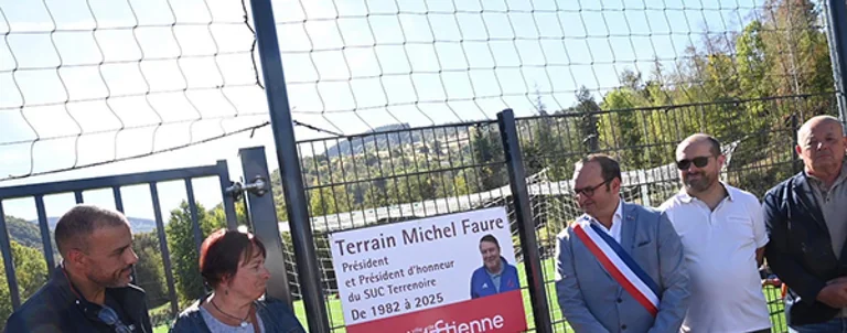 À Terrenoire, le nouveau terrain synthétique portera le nom de Michel Faure