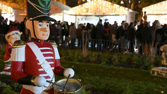 Lyon : le marché de Noël de la place Carnot cherche ses associations